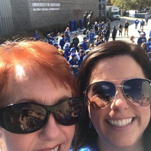 Meet your Posher, Tracy